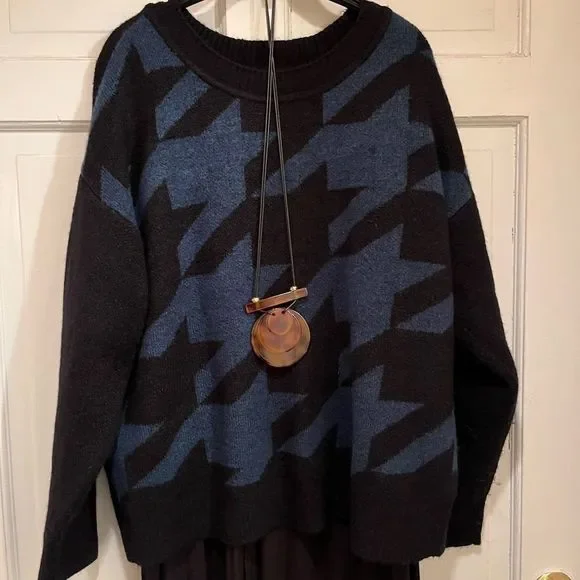 Evri Houndstooth Plus Size Sweater Sz 1X - Picture 2 of 6